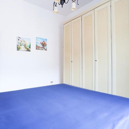 Bright Apartment Near The Sea With Parking Salerno Exterior foto